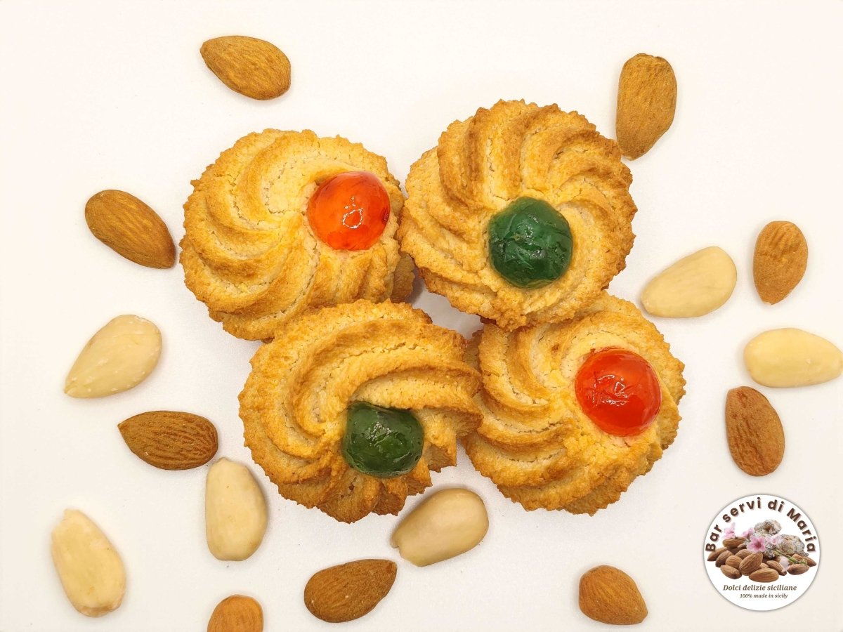 biscotto alle mandorle con ciliegia candita dolci delizie siciliane