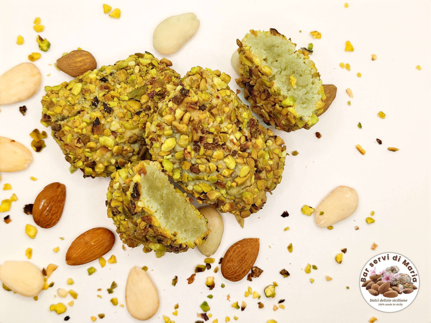 Biscotti pistacchio e mandorle dolci delizie siciliane, foto decorativa