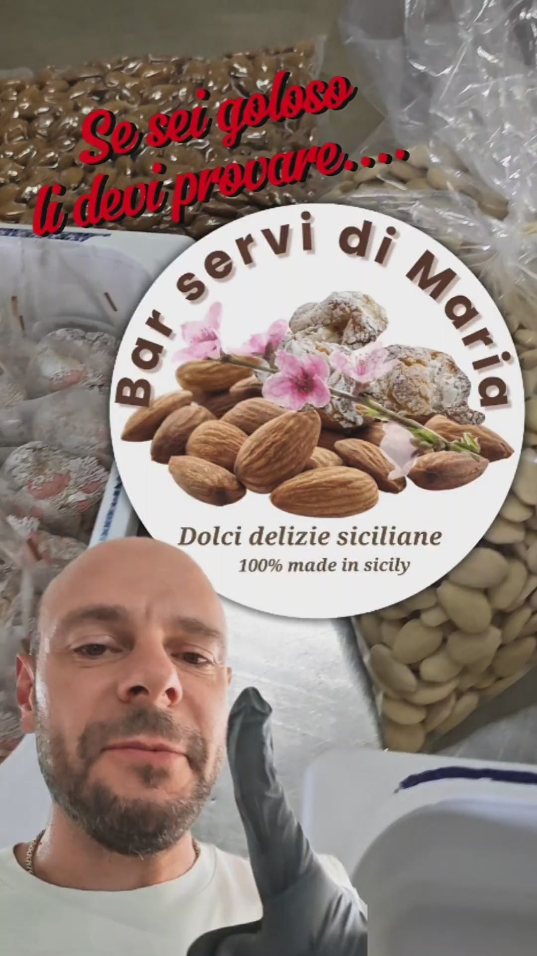 Carica il video: Video presentazione del ciclo produttivo dei nostri biscotti artigianali e di alcuni dei nostri biscotti paste di mandorla imbustati uno ad uno manualmente